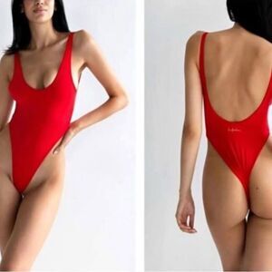 437 Red The Harlow One Piece Swimsuit Size Large